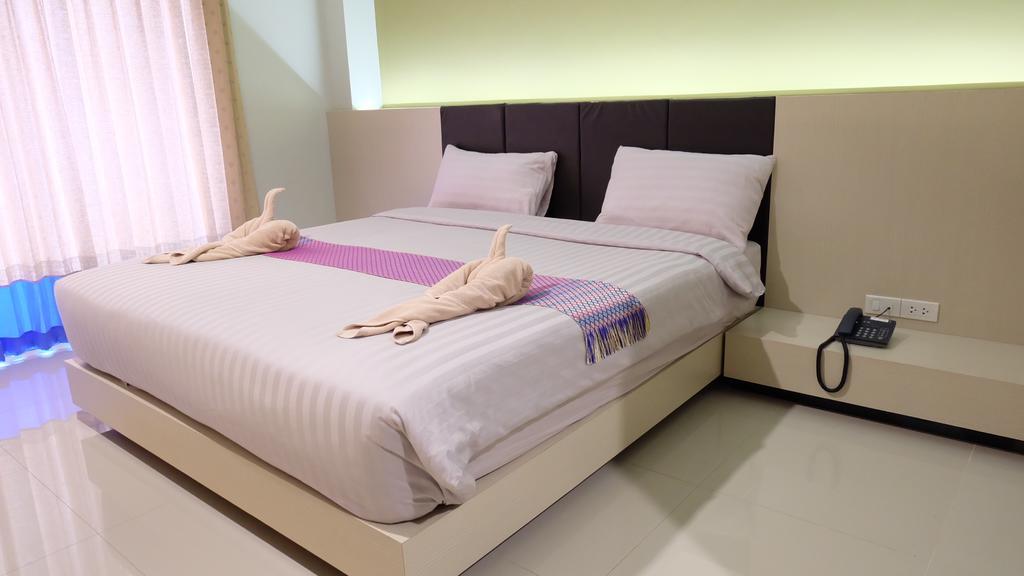 สีลม บูทีค โฮเทล หาดใหญ่ Hotel ภายนอก รูปภาพ